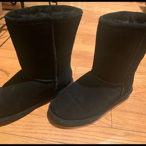 Black Bearpaw Short Boots